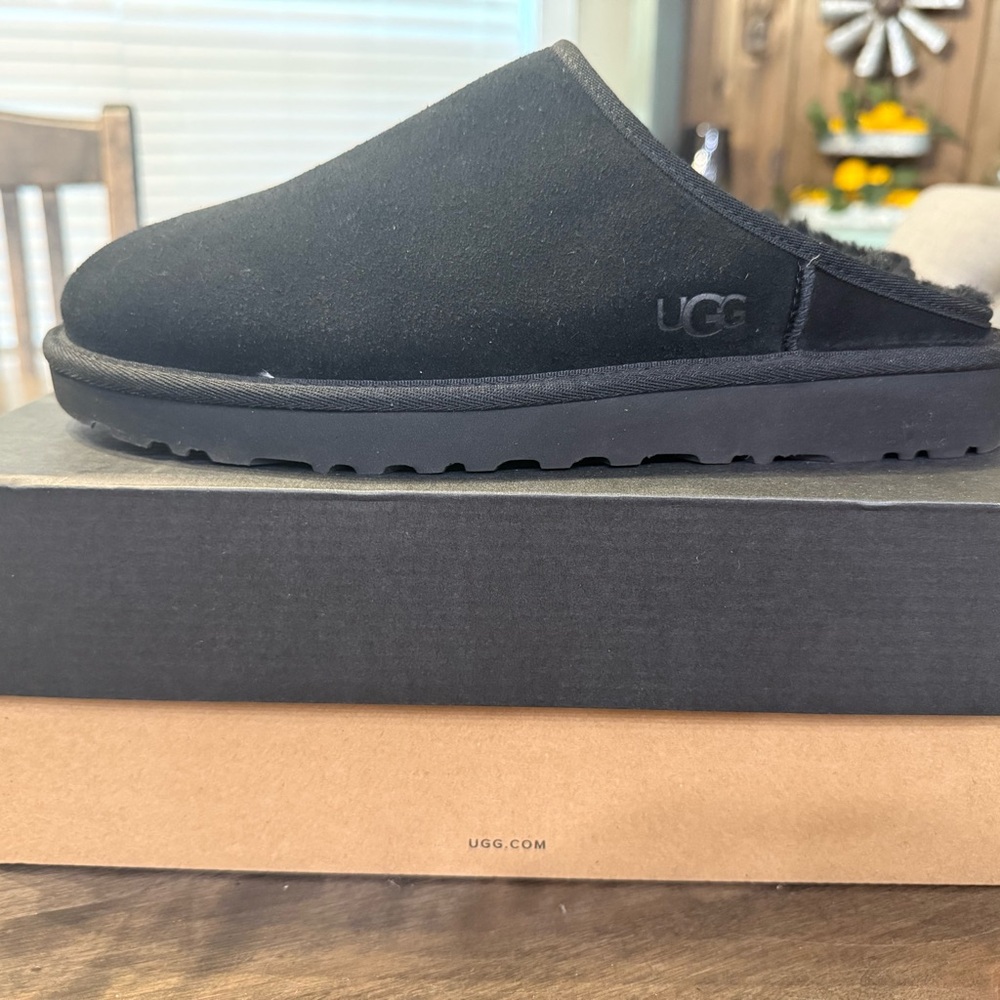 UGG Classic Black Slip-On Slippers